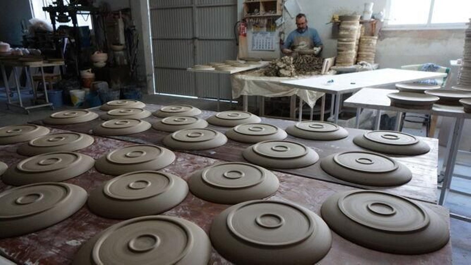 Interior de un taller tradicional de La Rambla.
