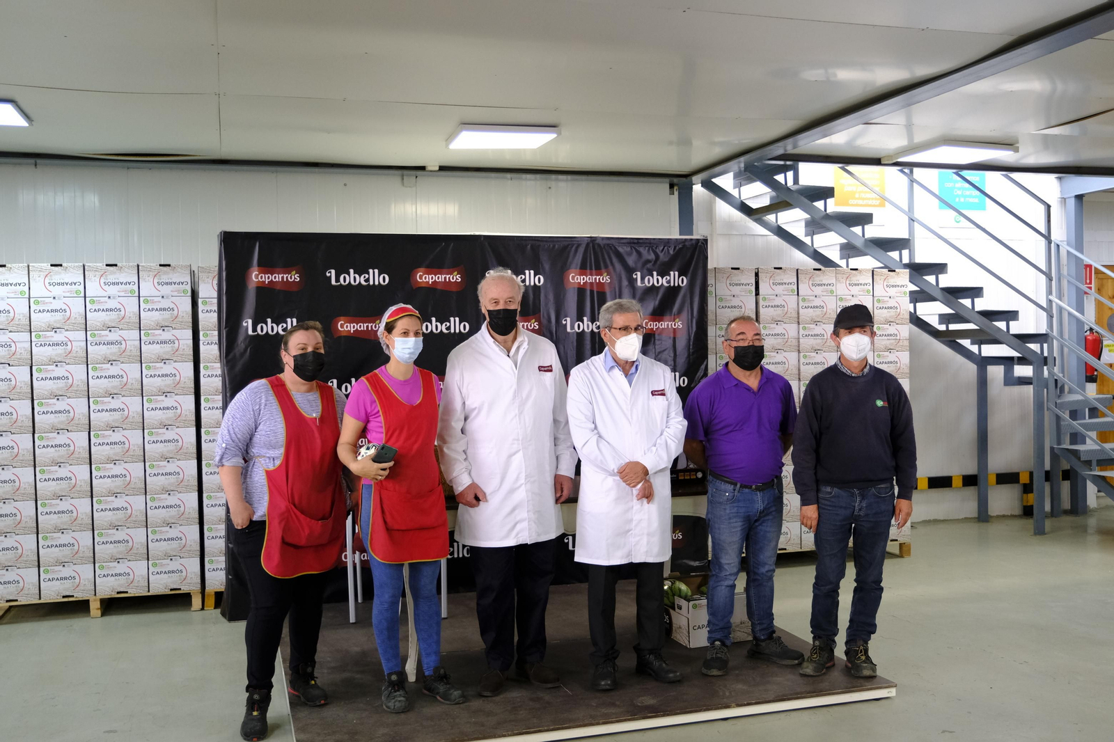 Fotogalería de la visita de Vicente del Bosque a Grupo Caparrós.
