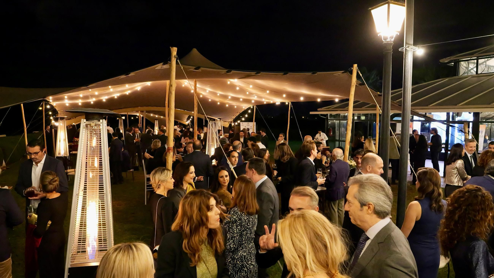 Grupo ABU reúne a casi mil personas en su cena benéfica contra el cáncer