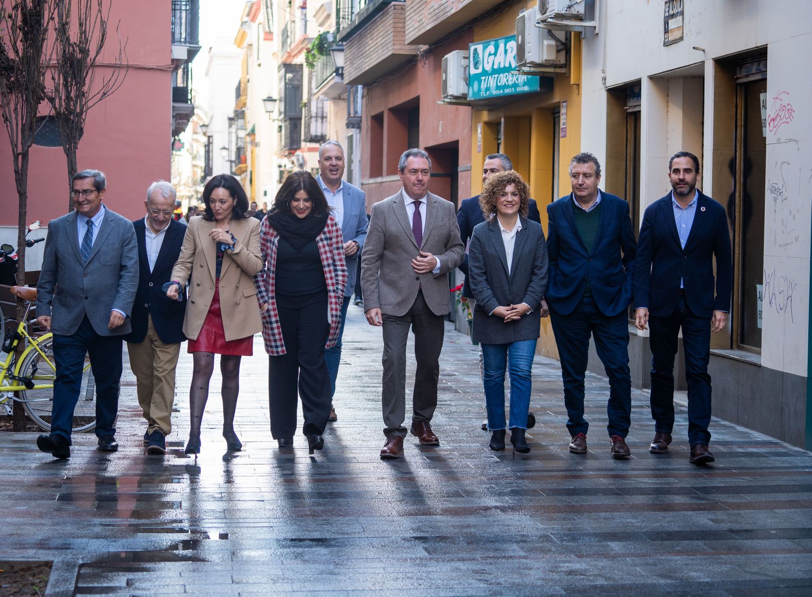 Espadas, junto a los secretarios provinciales del PSOE andaluz.