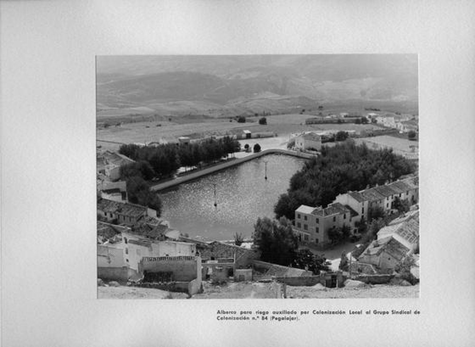 Alberca destinada a riego, otra de las infraestructuras promovidas durante el plan Jaén.