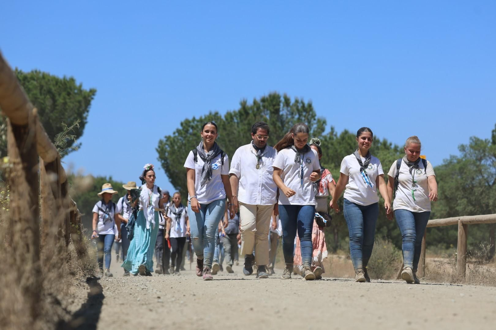 Rocío 2025: Las mejores imágenes de los peregrinos de la Hdad del Rocío de Huelva