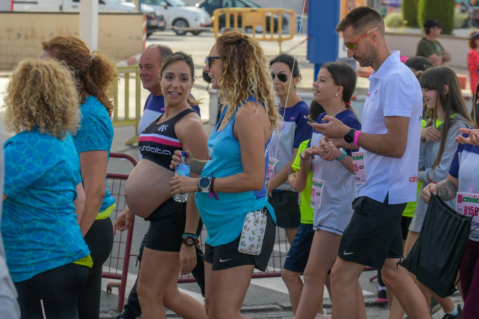 Las imágenes de la Carrera de la Mujer de este domingo en Granada