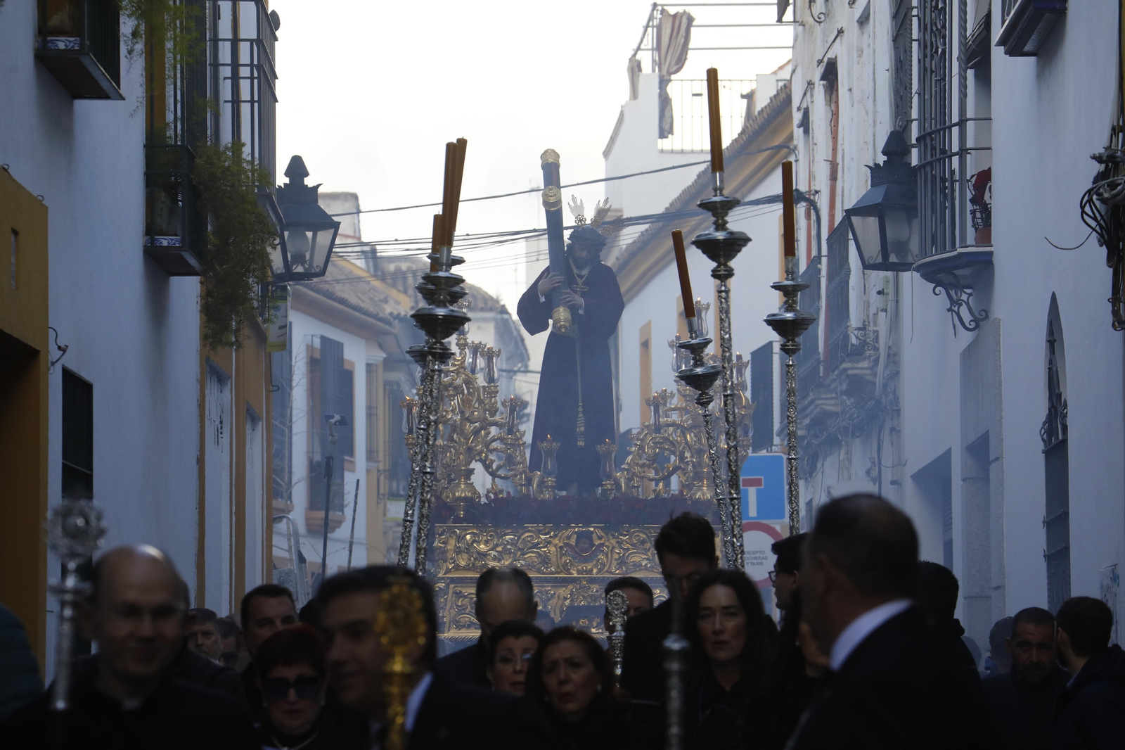 La salida del Señor del Buen Suceso hacia la Catedral, en imágenes