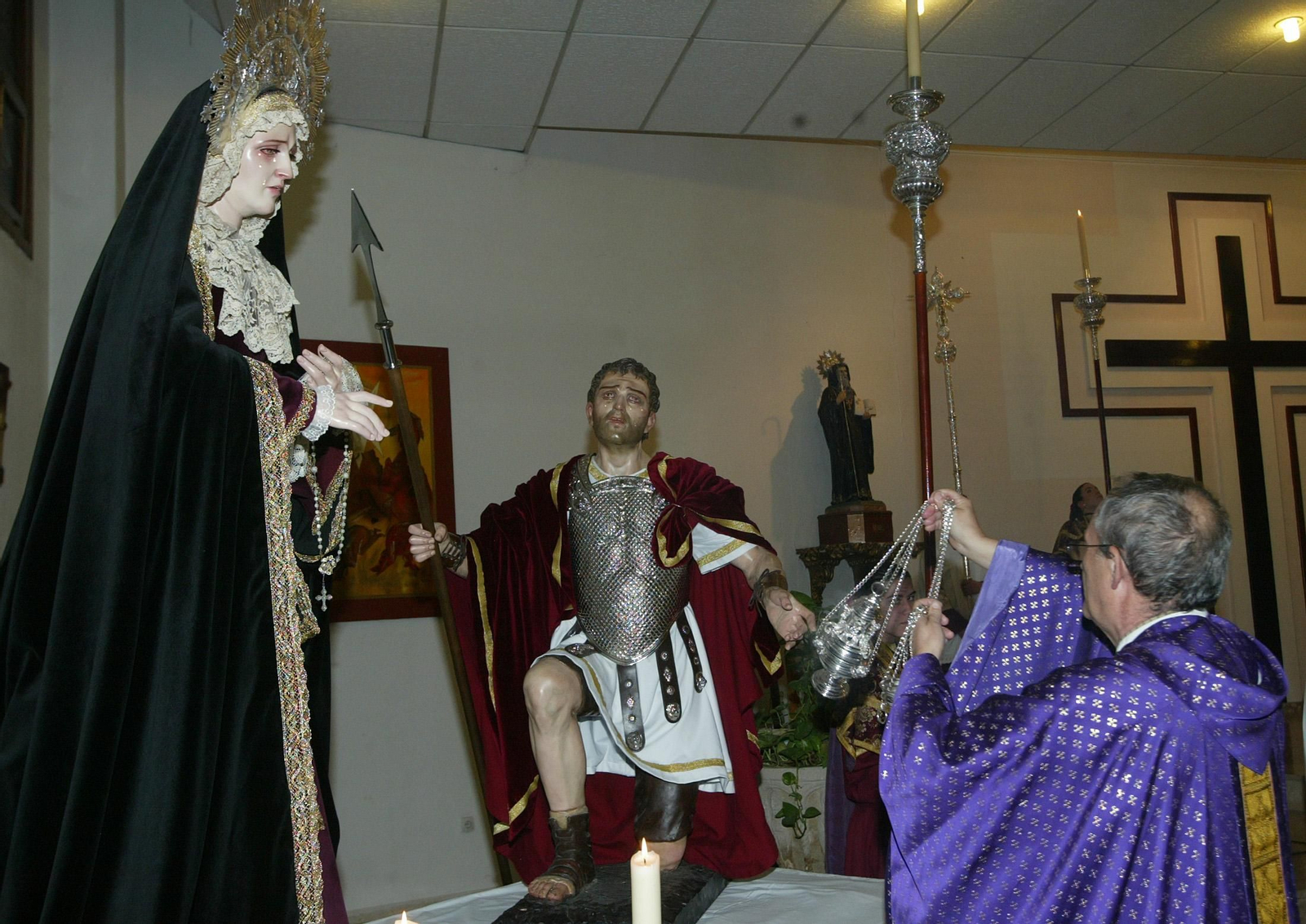 2008. Bendición de las figuras de María Santísima del Consuelo y San Longinos de la cofradía de la Vera-Cruz