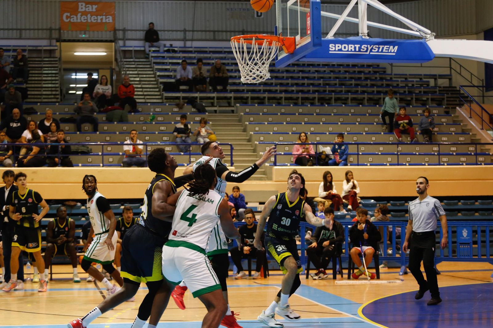 Las fotos del Udea-Lobe Huesca de Segunda FEB