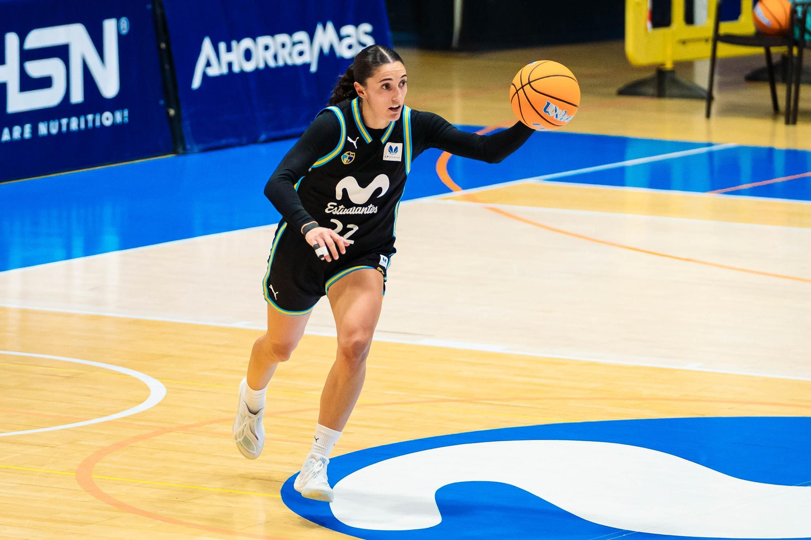 El CAB Estepona da vida al Movistar Estudiantes (85-60)