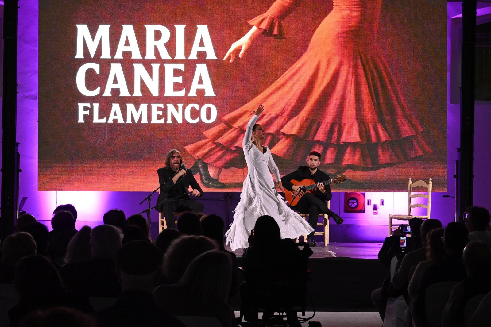 Imágenes del espectáculo de la bailaora María Canea en Huelva