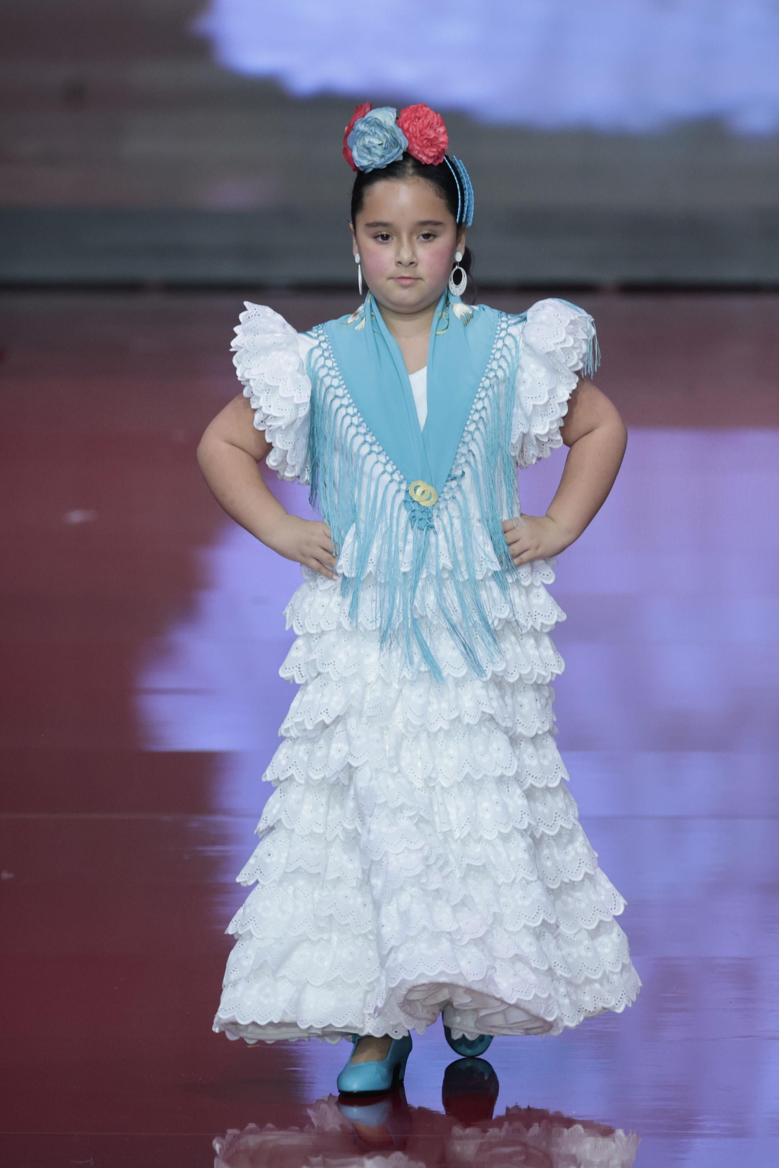 El desfile de Hermanas Serrano en SIMOF 2022, todas las fotos