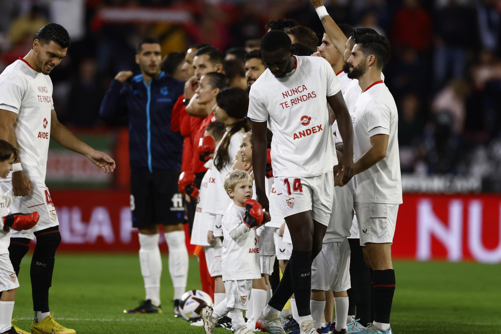 Búscate en las fotos del Sevilla FC-Real Sociedad