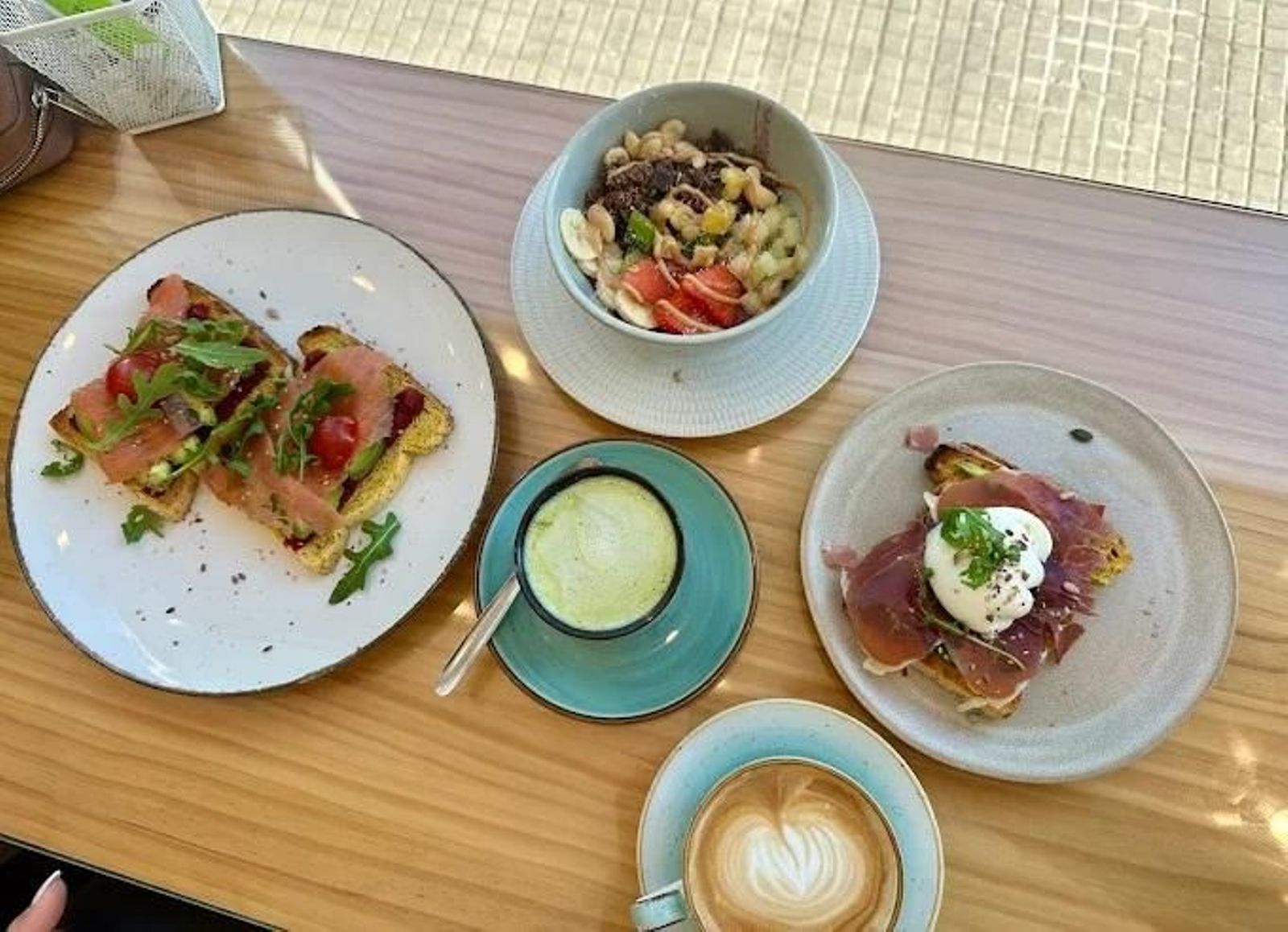 Desayuno en Menta (Jerez).