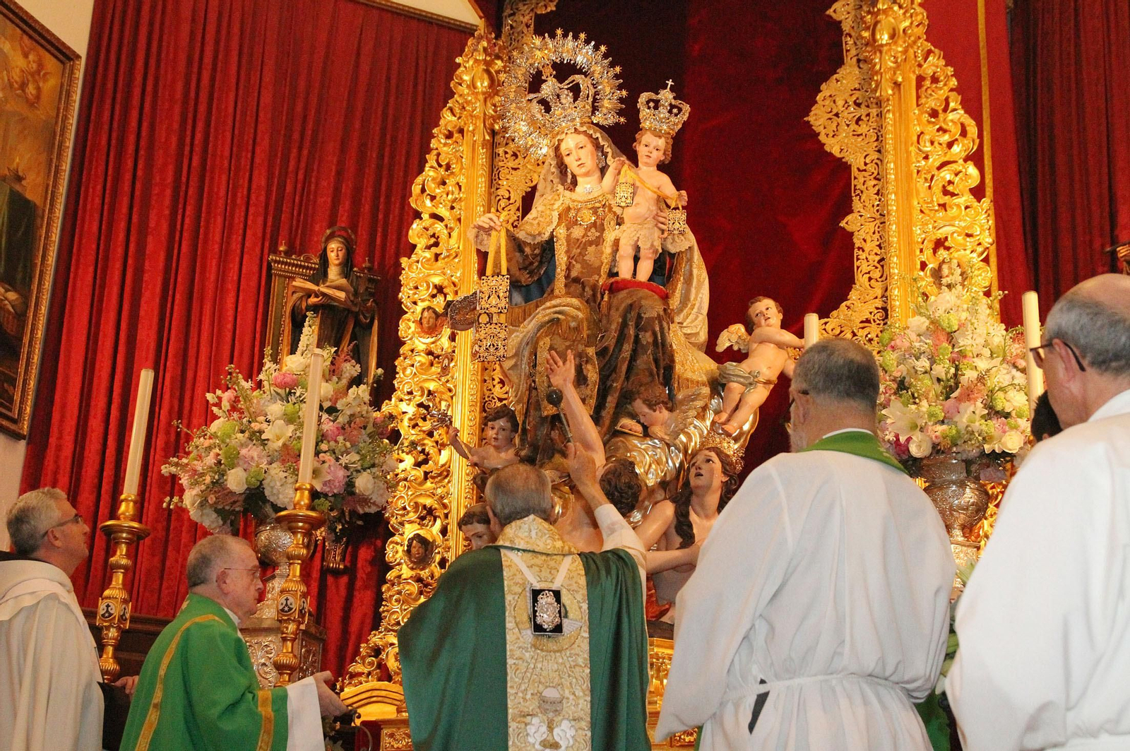 Imágenes de la bendición de la Virgen del Carmen