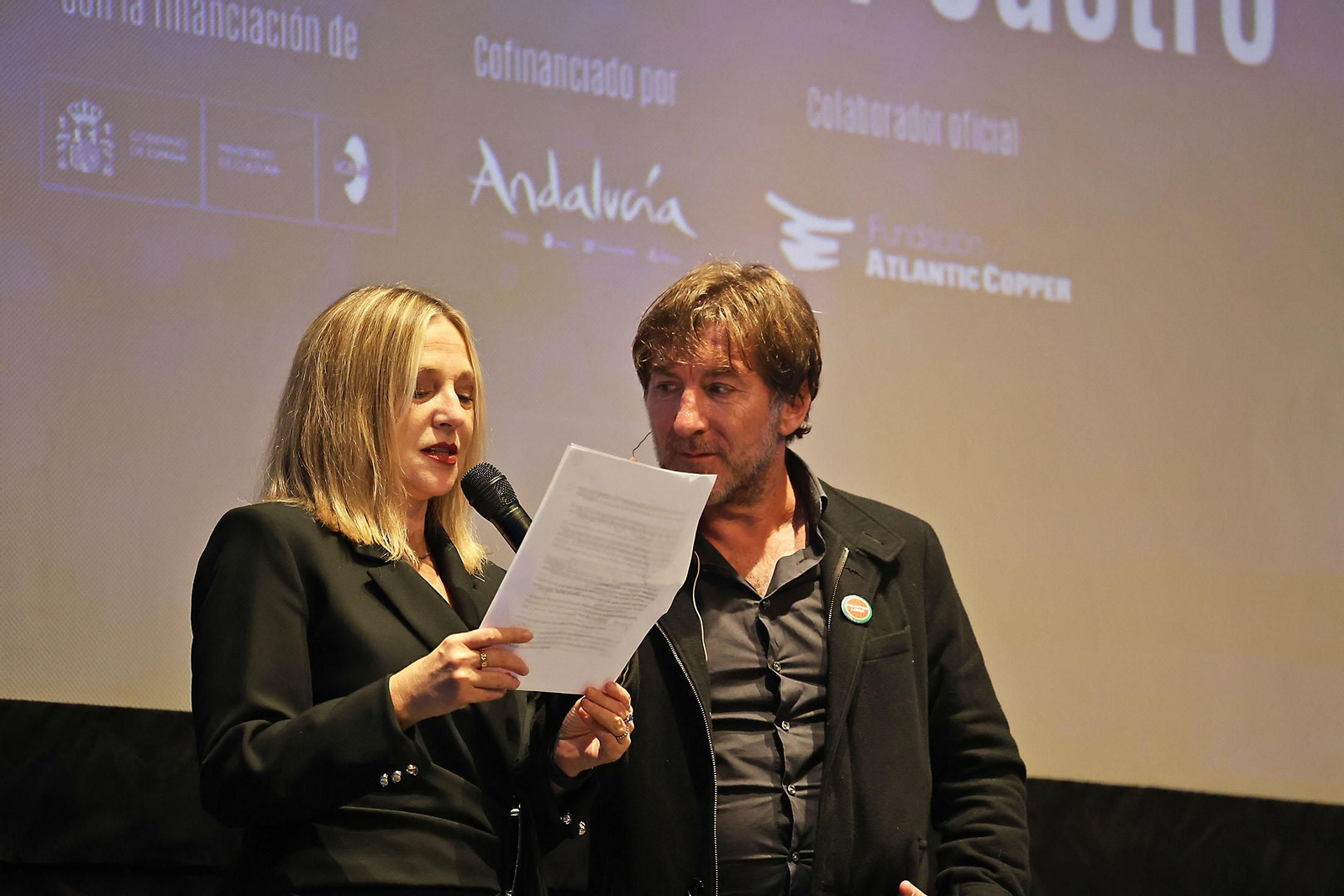 Imágenes de la entrega del premio Ciudad de Huelva a Pilar Castro