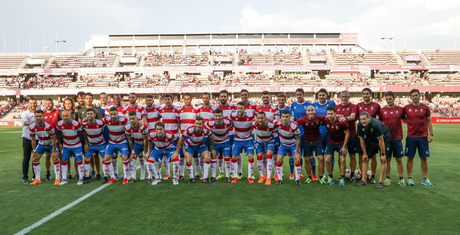 La plantilla rojiblanca ha sido una piña durante toda la campaña.