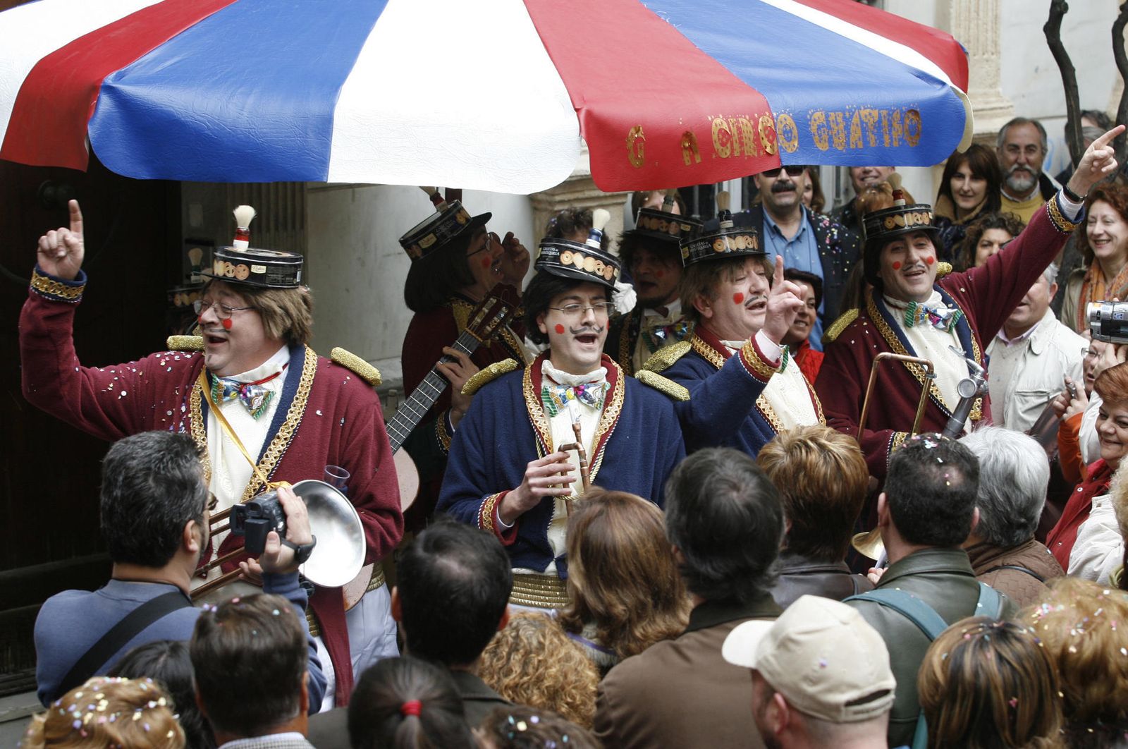 Antonio Matos en la chirigota de 2007 'El gran circo Guatifó'.