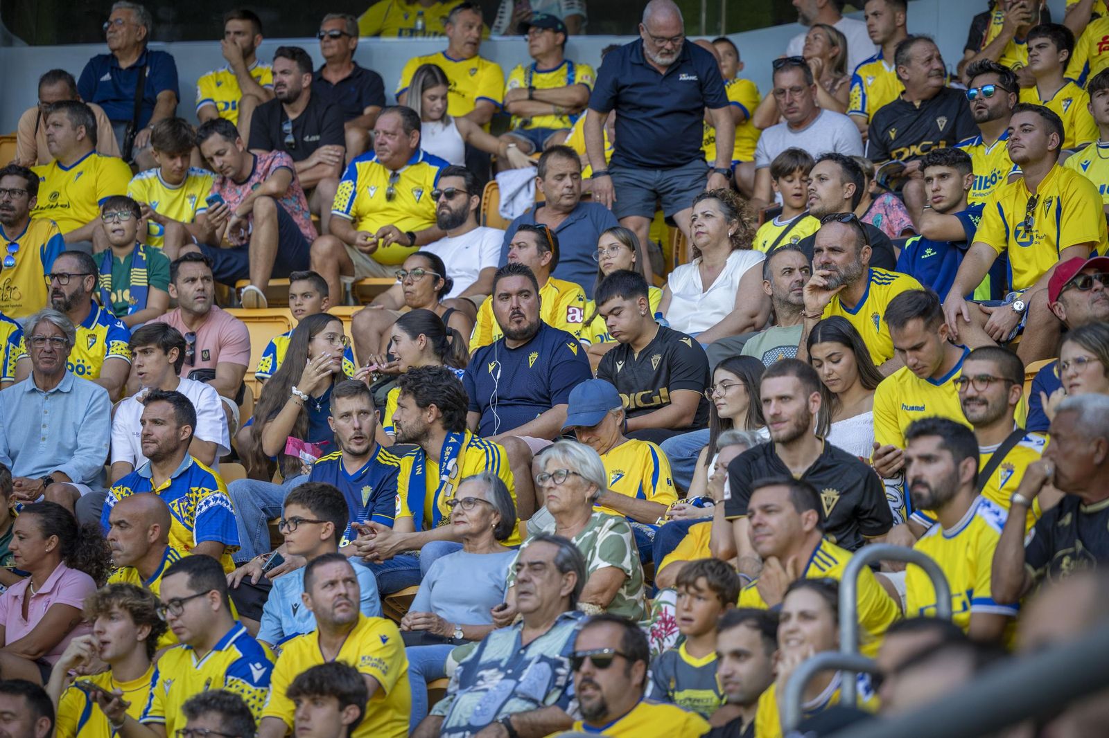 Las imágenes del Cádiz CF-Racing de Ferrol