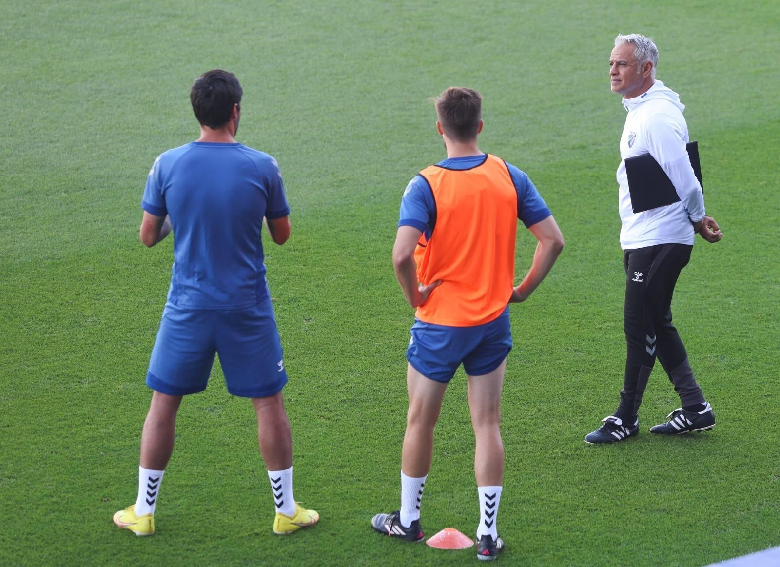 Primer entrenamiento de esta semana del Málaga, en fotos