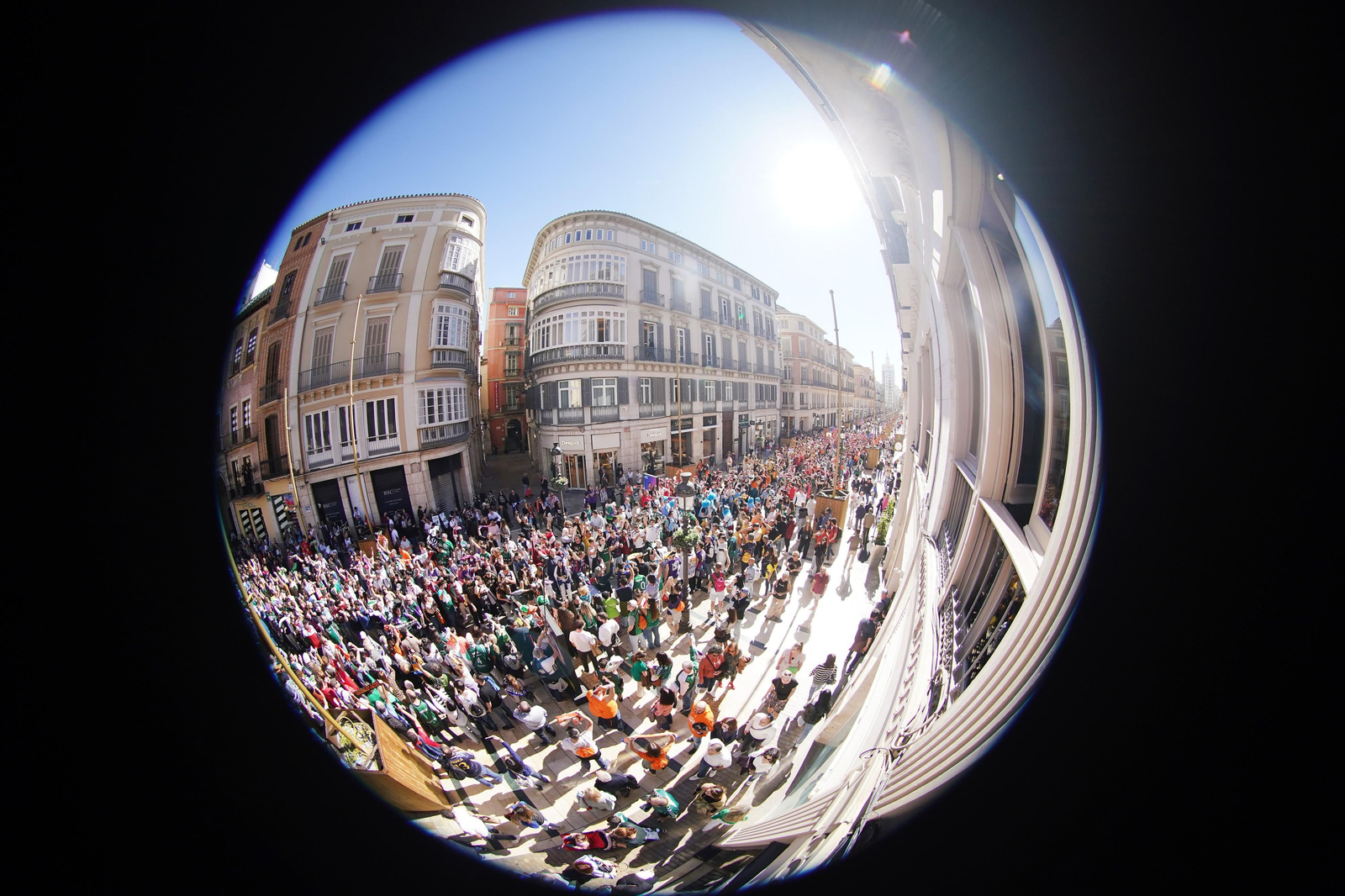 La invasión de las aficiones  de la Copa del centro de Málaga