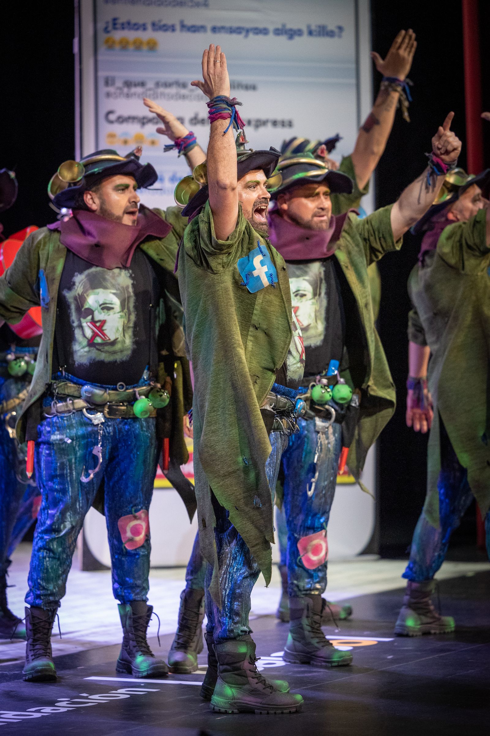 Comparsa 'Los ofendiditos'