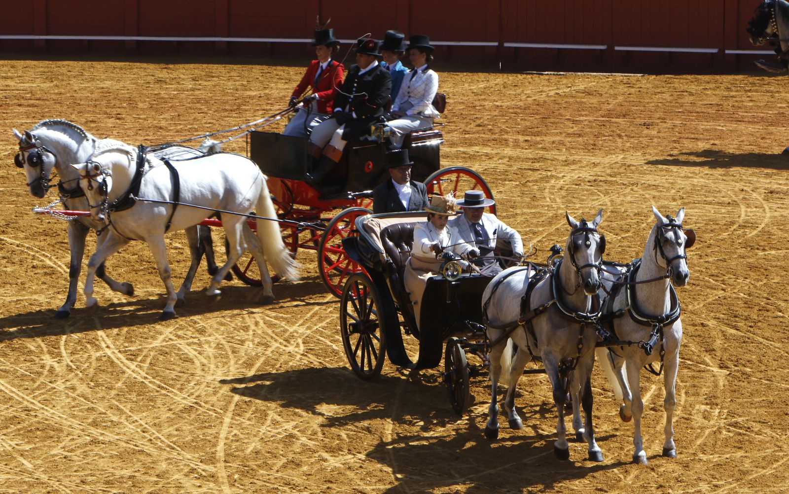 Exhibición de Enganches