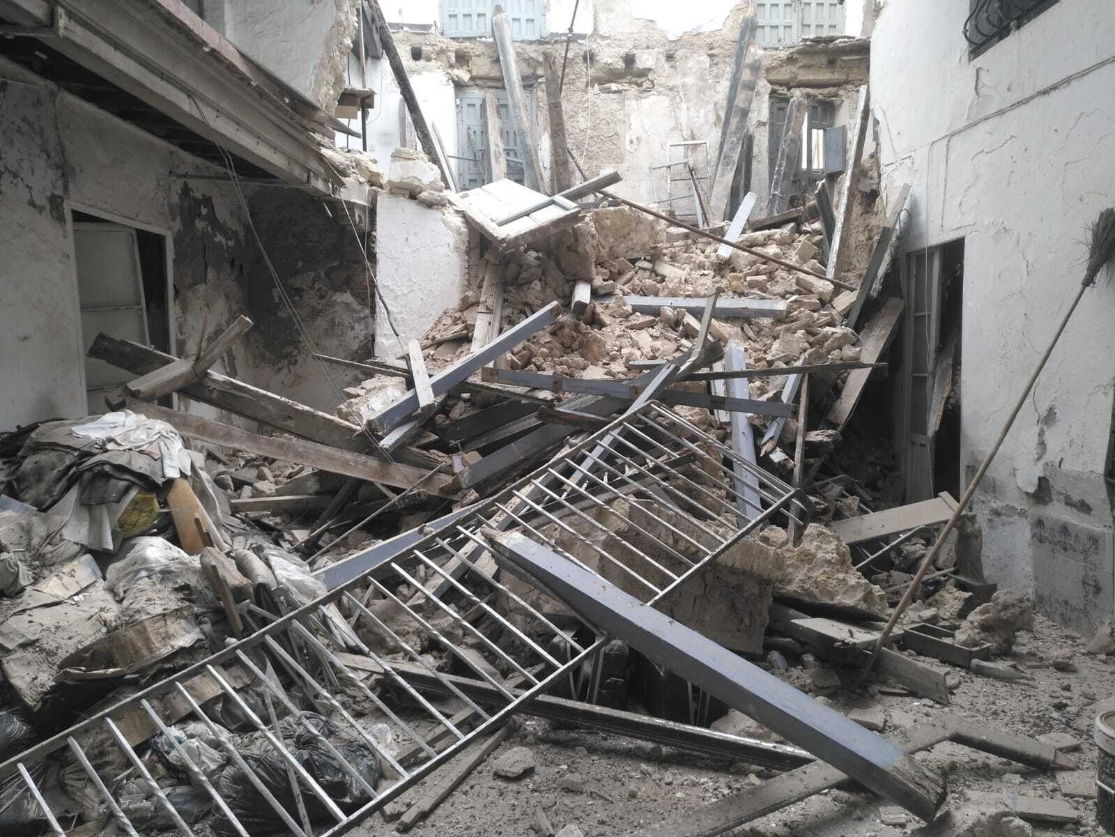 Estado en el que quedó el interior del inmueble tras el desprendimiento.