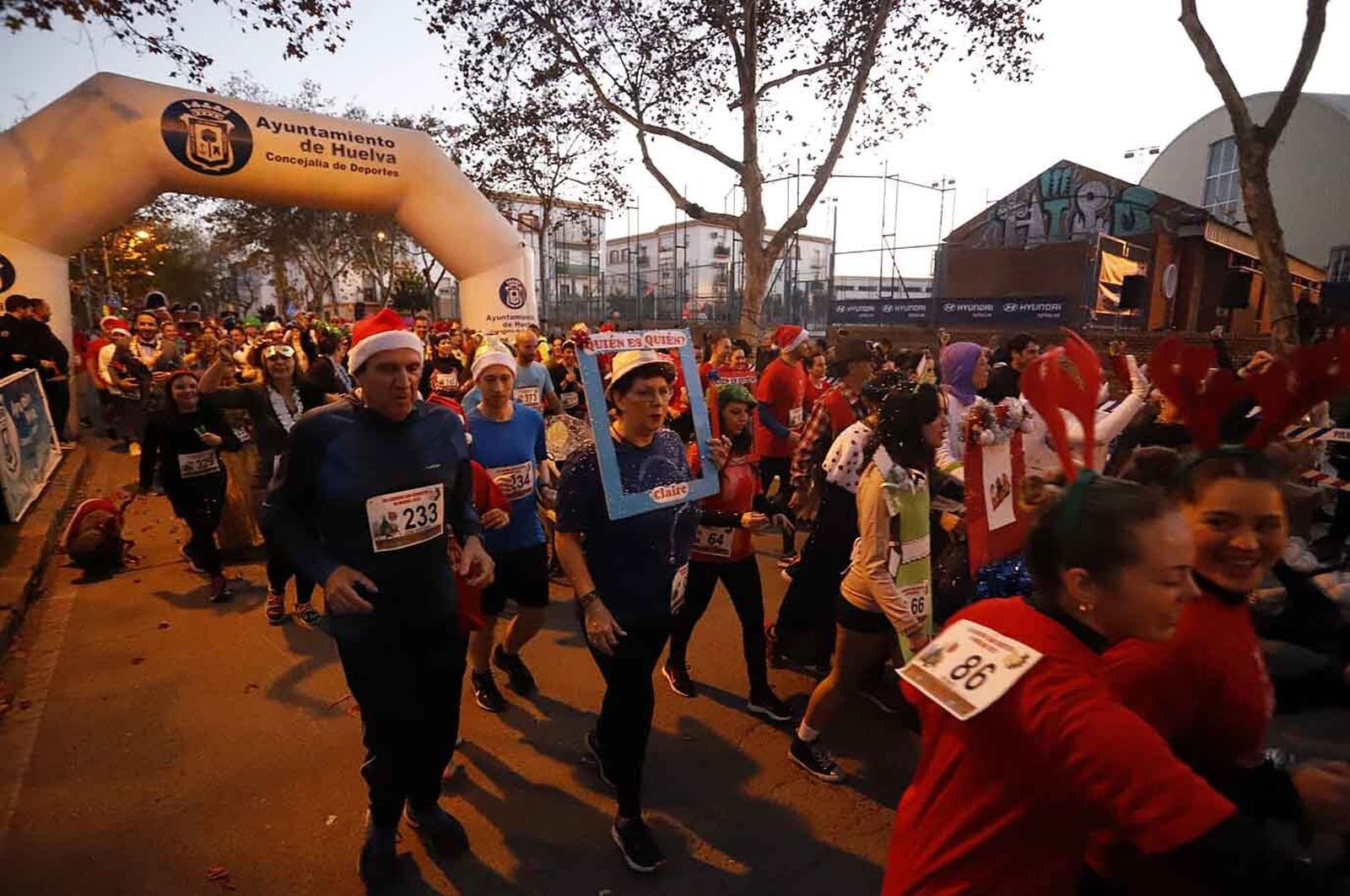 Imágenes de la carrera de San Silvestre en Huelva