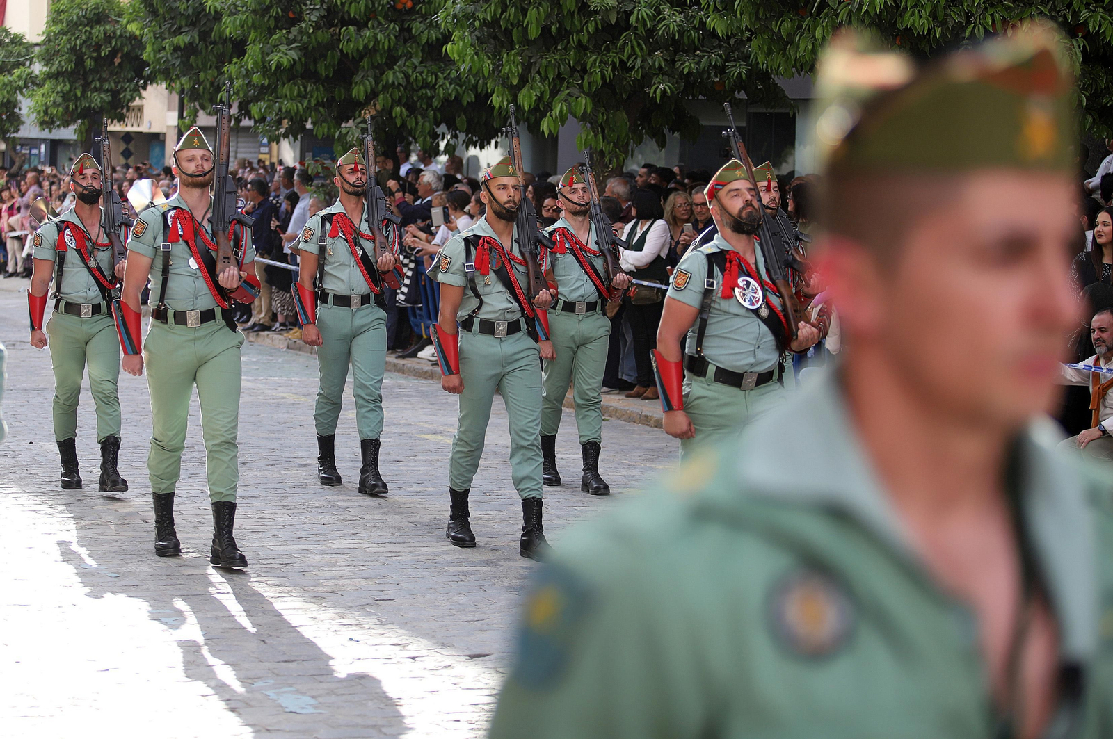 Sábado de Pasión: Imágenes de La Legión con el Cristo de la Vera+Cruz