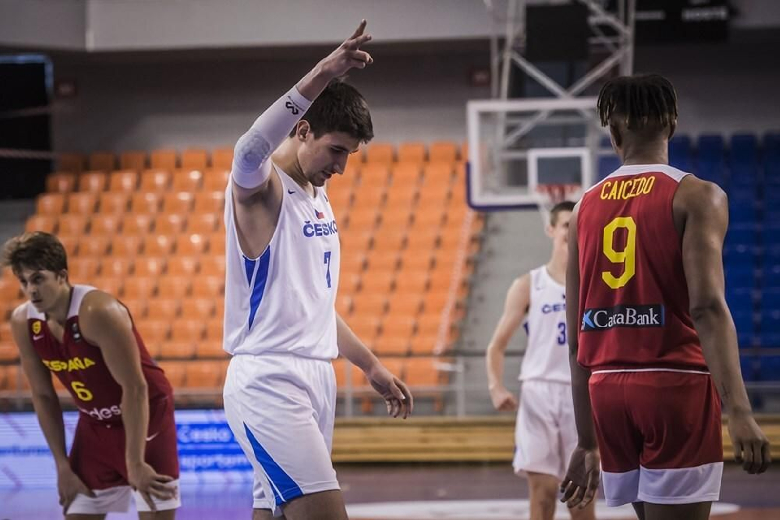 Fotos: los cinco 'malagueños' con España sub 20 en Brno