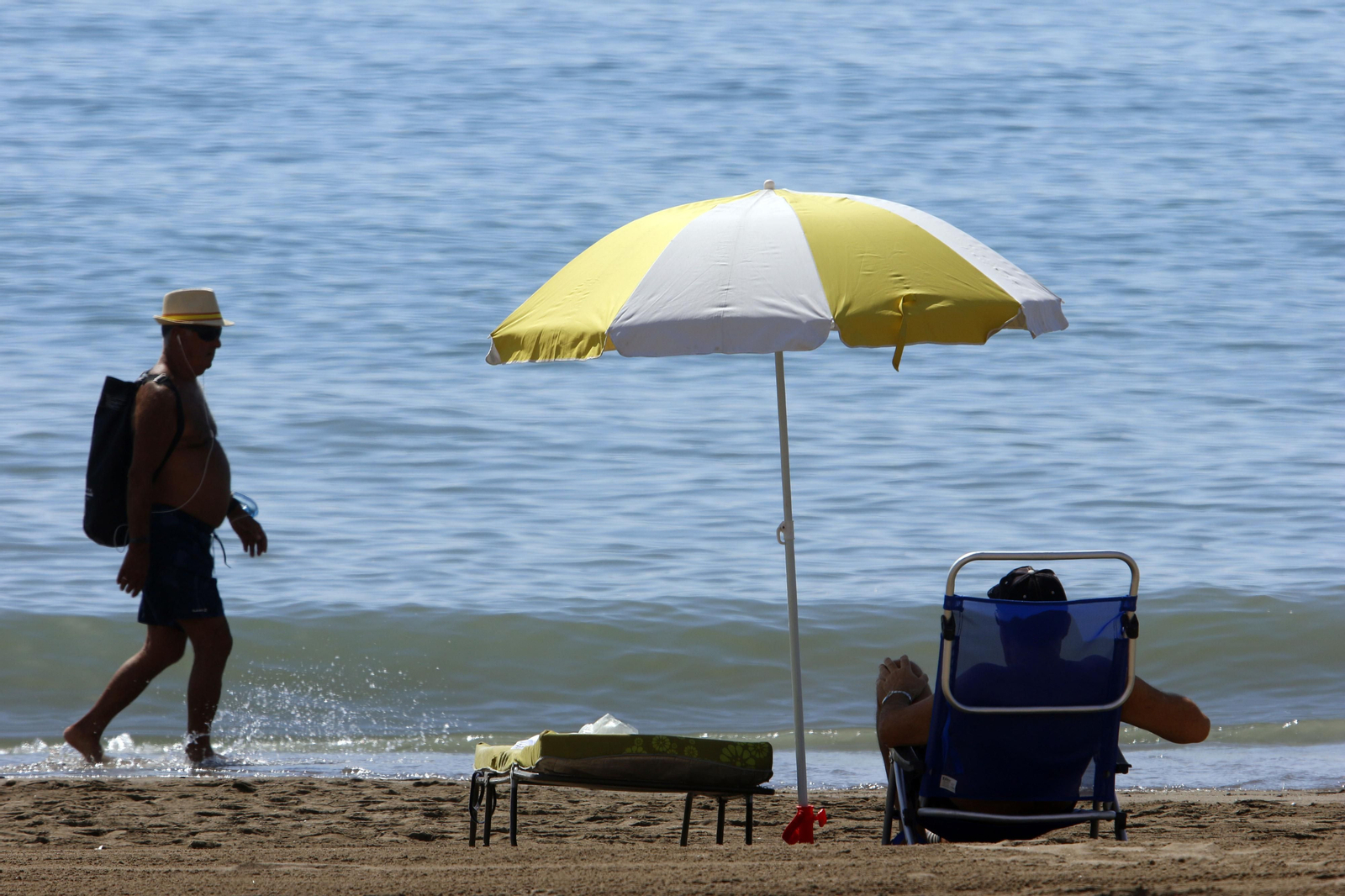 Una playa de la Costa del Sol, ya abiertas al público desde este lunes. Una playa de la Costa del Sol, ya abiertas al público desde este lunes.