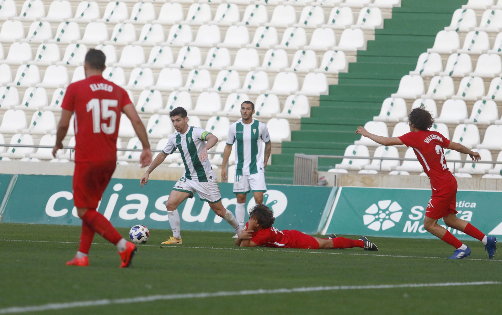 Las imágenes de la derrota del Córdoba CF ante el Sevilla Atlético