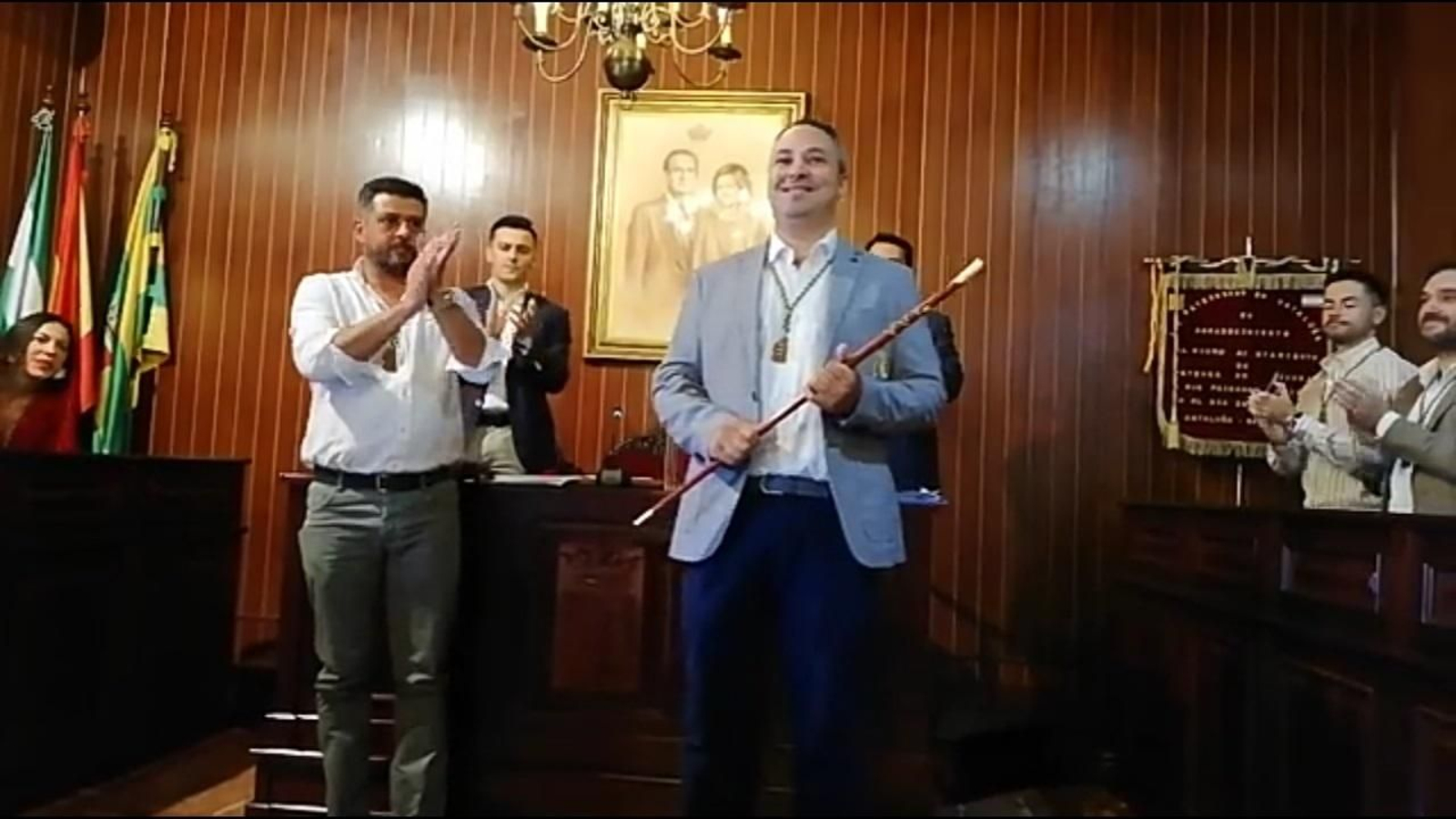 El apoyo del PP ha permitido a Andrés Díaz llegar a ser alcalde de Paterna.