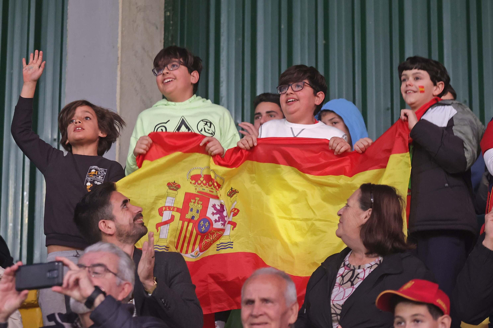 Búscate durante el España - Italia sub-17 celebrado en Los Barrios