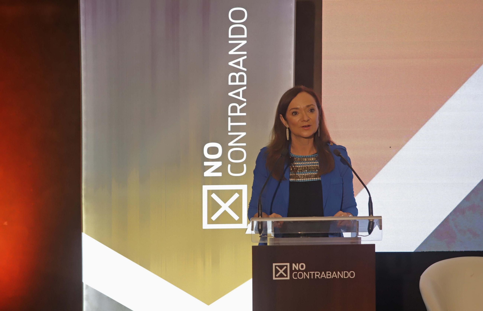 Fotos del X Congreso Frente al Contrabando de Tabaco de Altadis-Imperial Brands en La Línea