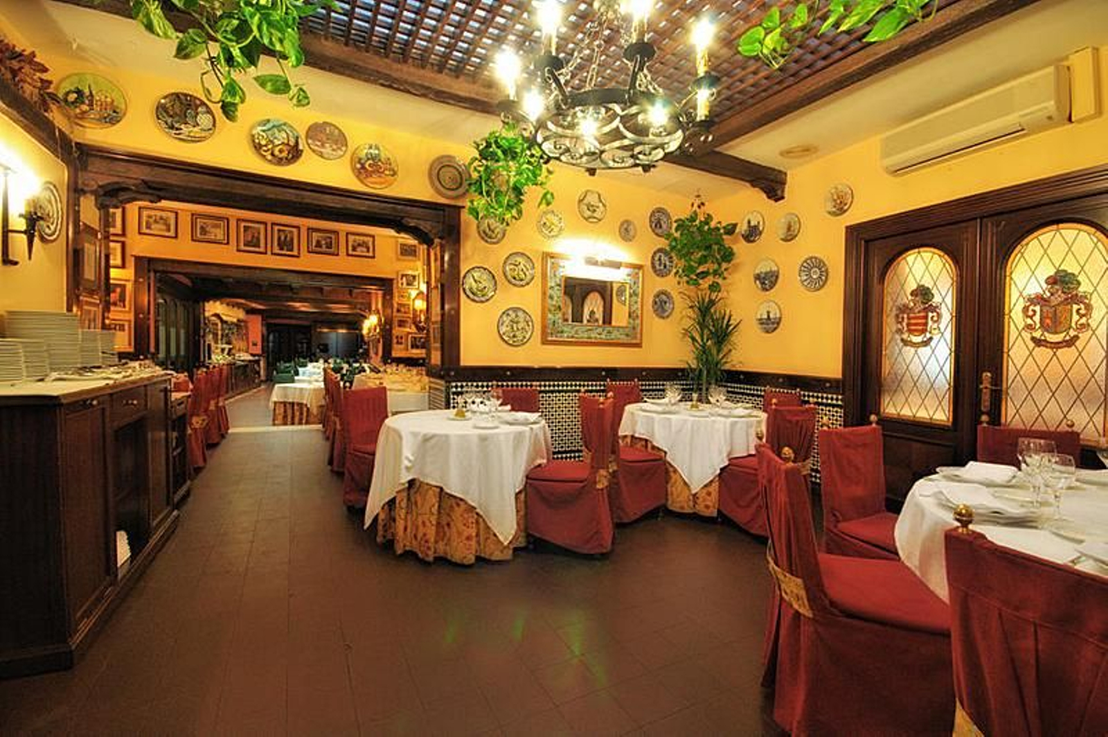 Mesas      con Solera