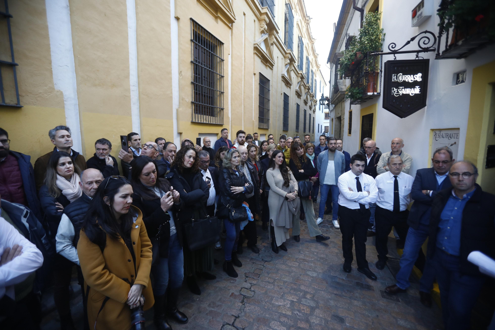 Córdoba se vuelca en el homenajea a Ángel González, el desaparecido sumiller de El Churrasco