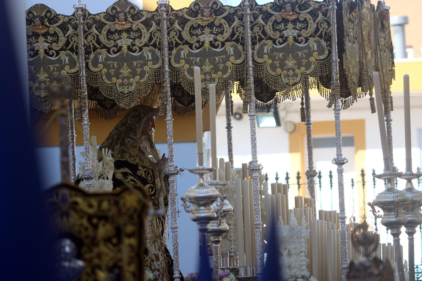 Las imágenes del Domingo de Ramos en Puerto Real 2023: La Borriquita