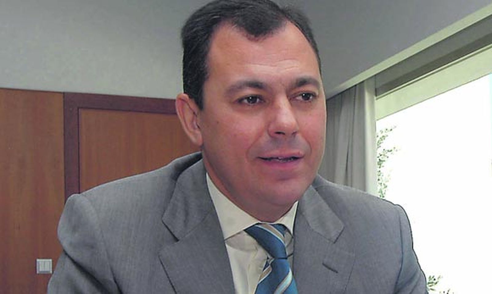 Polémica por unas facturas de comidas, copas y tabaco cargadas al presupuesto