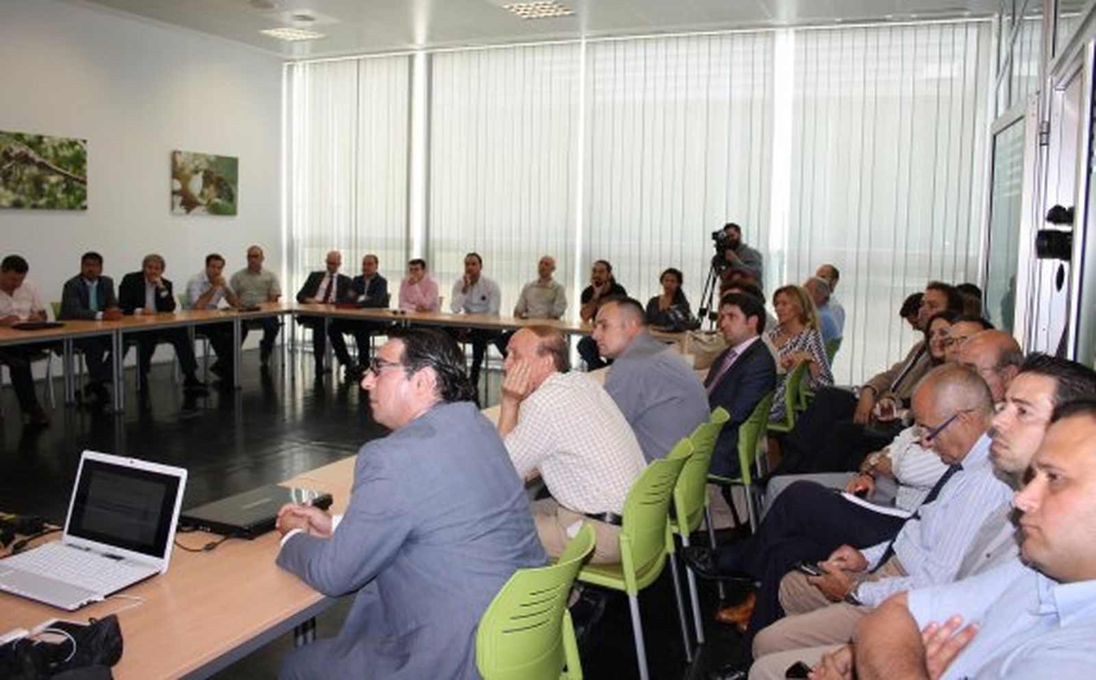 PTA acoge la presentación de una red de inversores para emprendedores