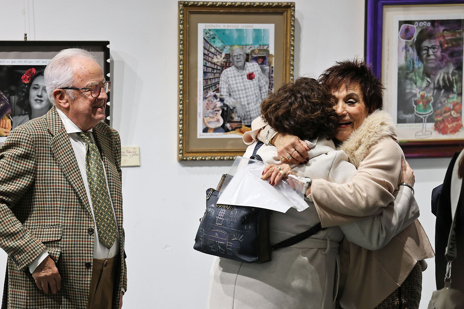 Fotografías de la inauguración de la exposición ‘Amigos’ de Antonia María Peralto