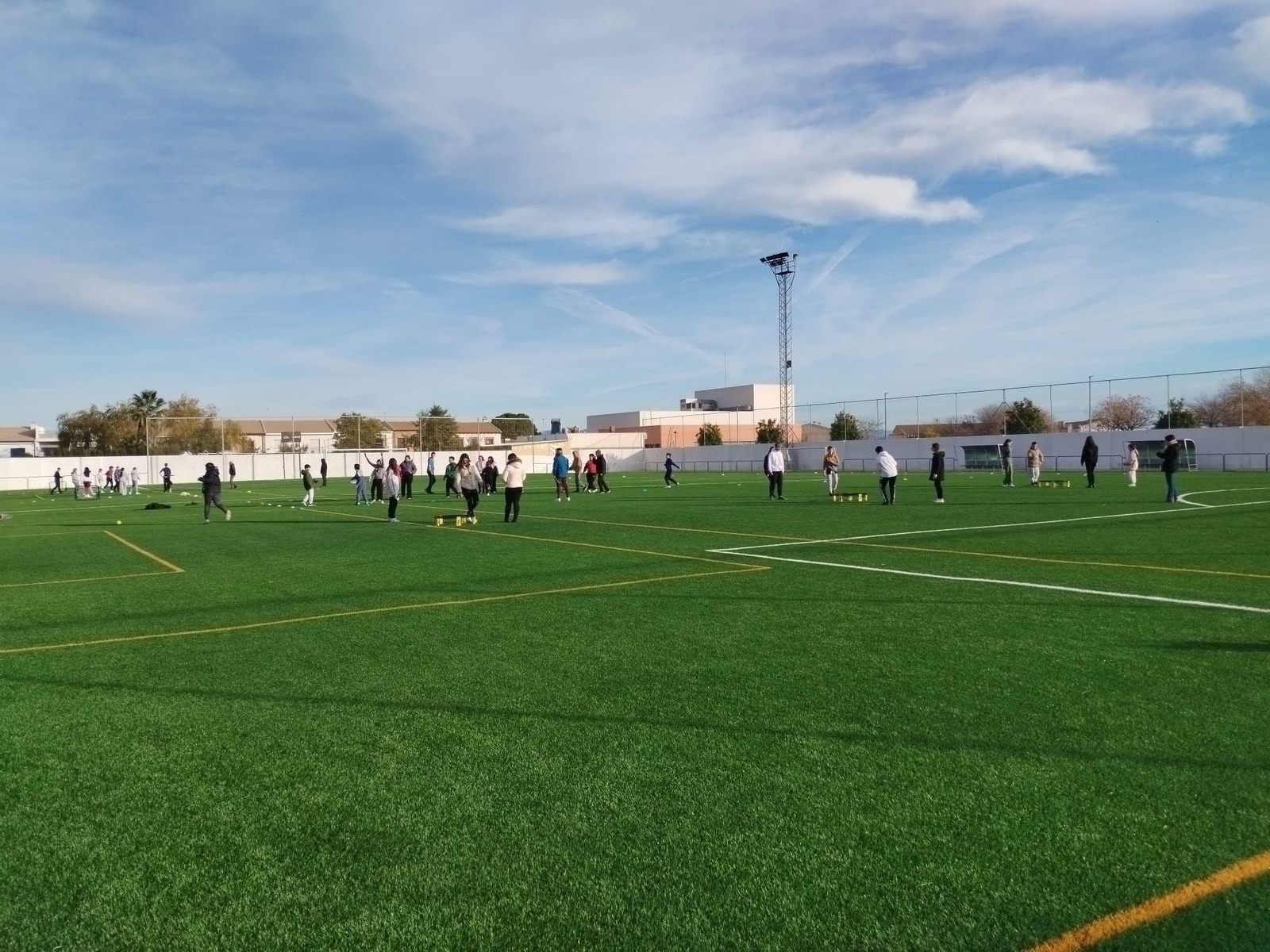 Juegos en una de las jornadas del programa.