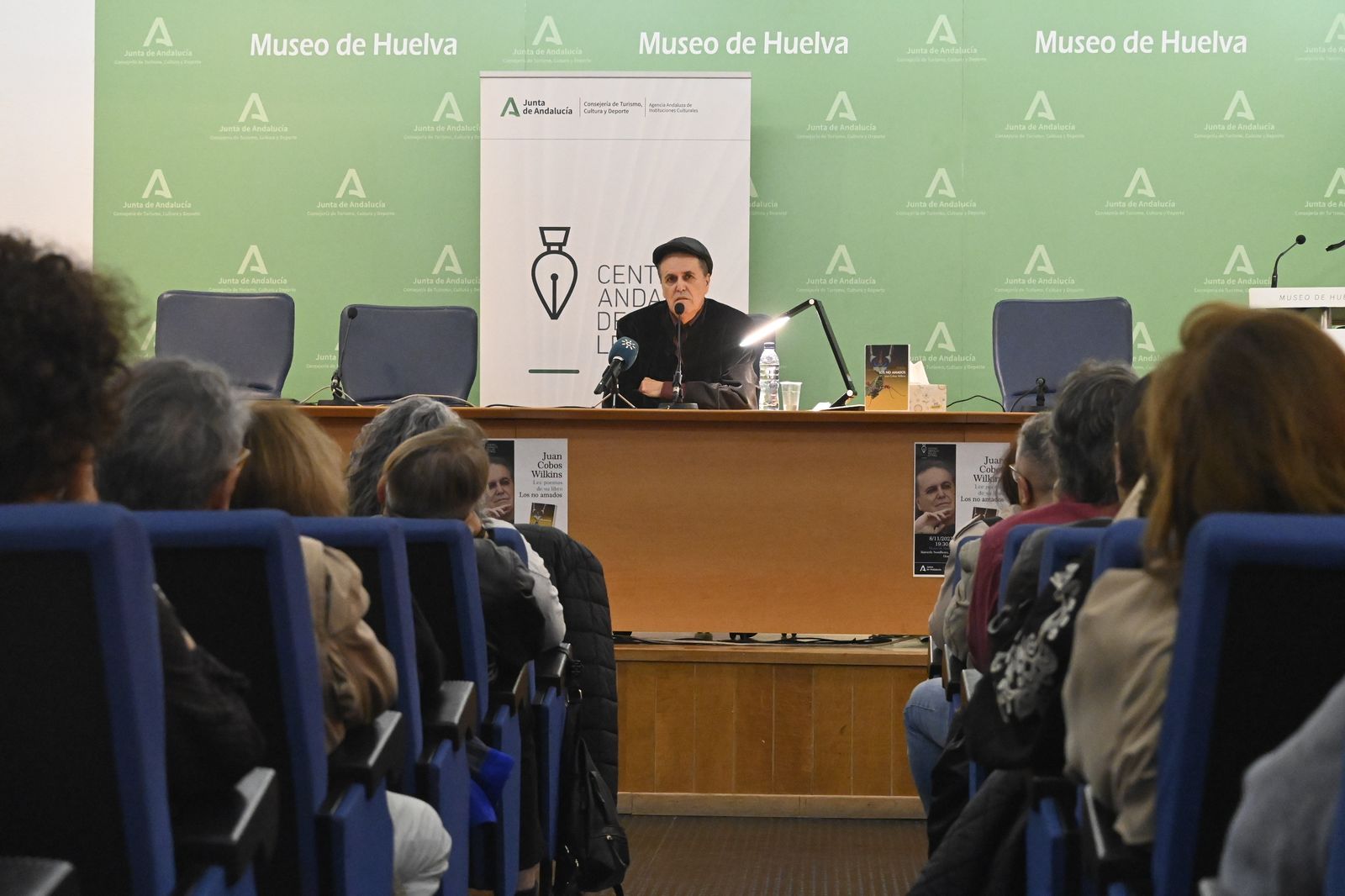 Presentación del nuevo libro de Juan Cobos Wilkins, en imágenes
