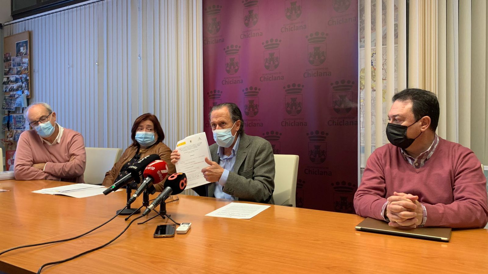 Comparecencia para anunciar el proyecto, en la que han estado presentes Juan Antonio de la Mata, Cándida Verdier, José María Román y Joaquín Guerrero.