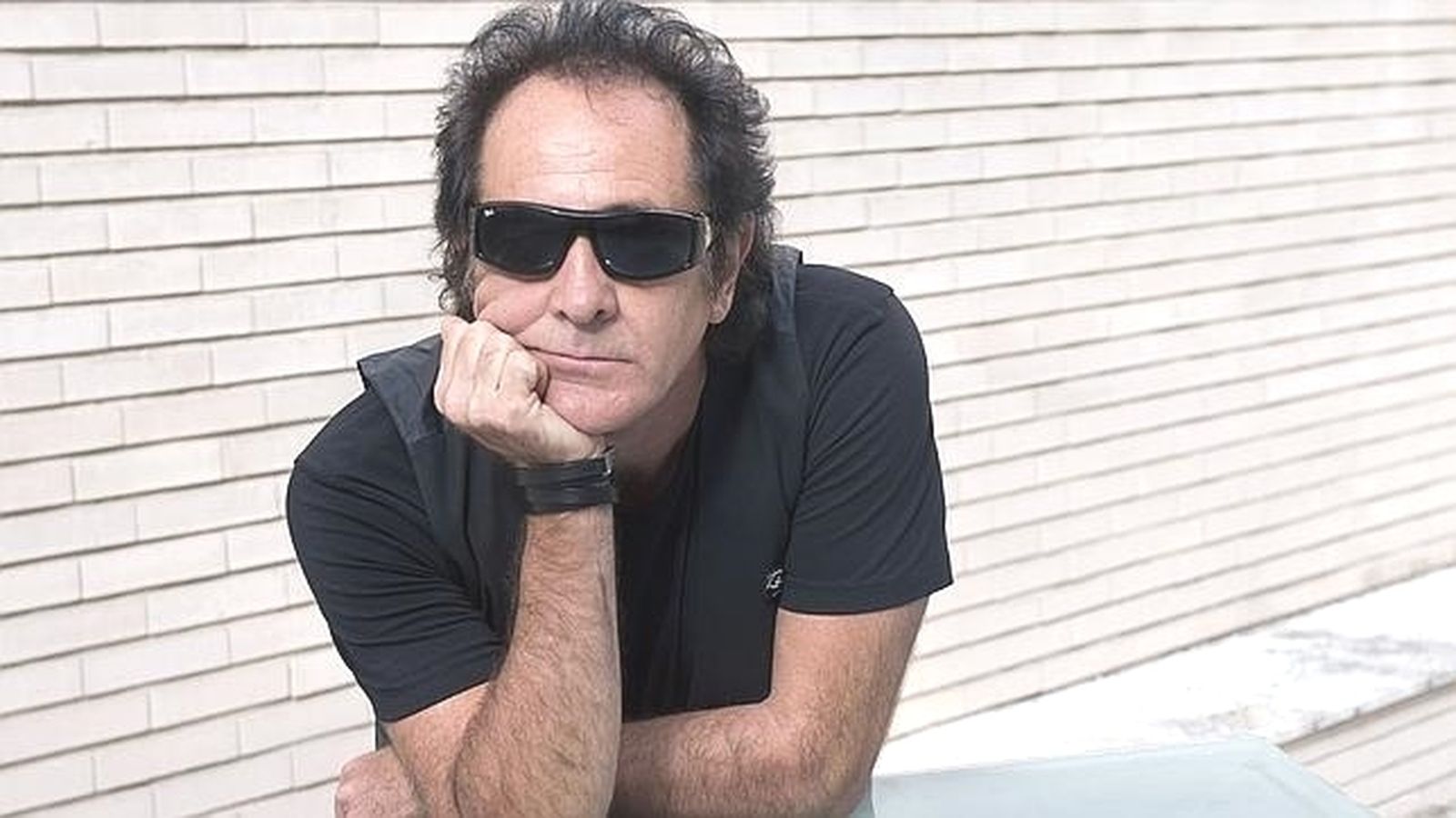 Johnny Burning actúa el sábado 4 de septiembre.