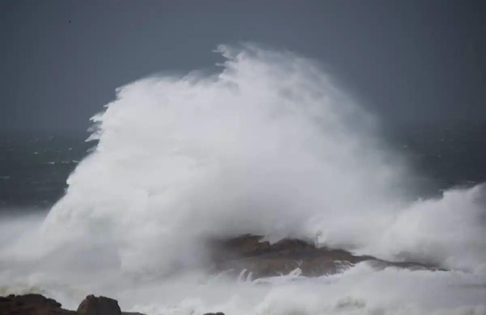 Olas de gran tamaño en el Estrecho