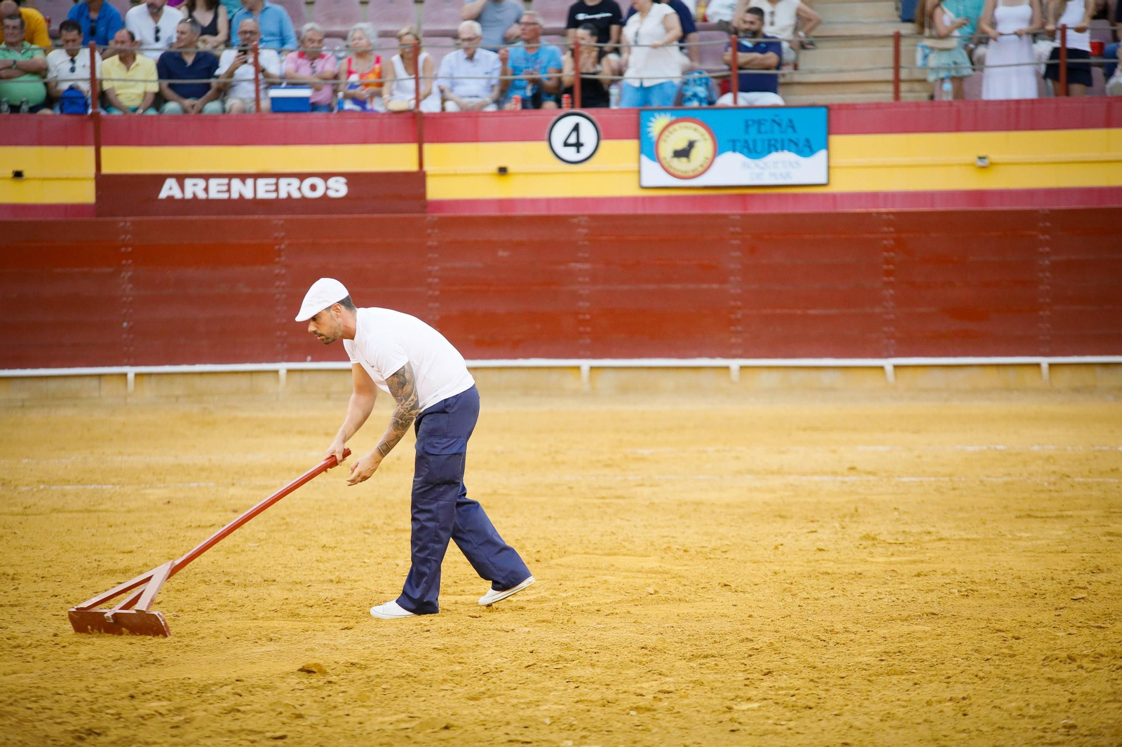 Imágenes de la corrida de toros en Roquetas de Mar