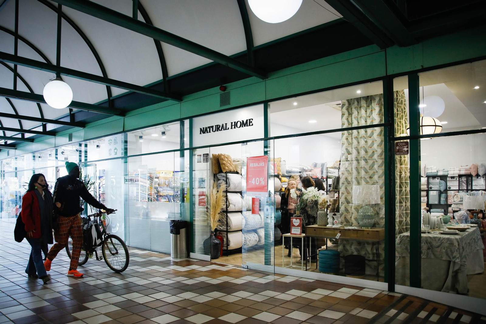 Estas son las imágenes de las galerías comerciales de la ciudad