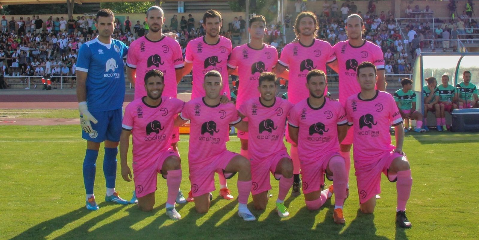 Formación inicial de Unionistas de Salamanca ante el Real Valladolid.