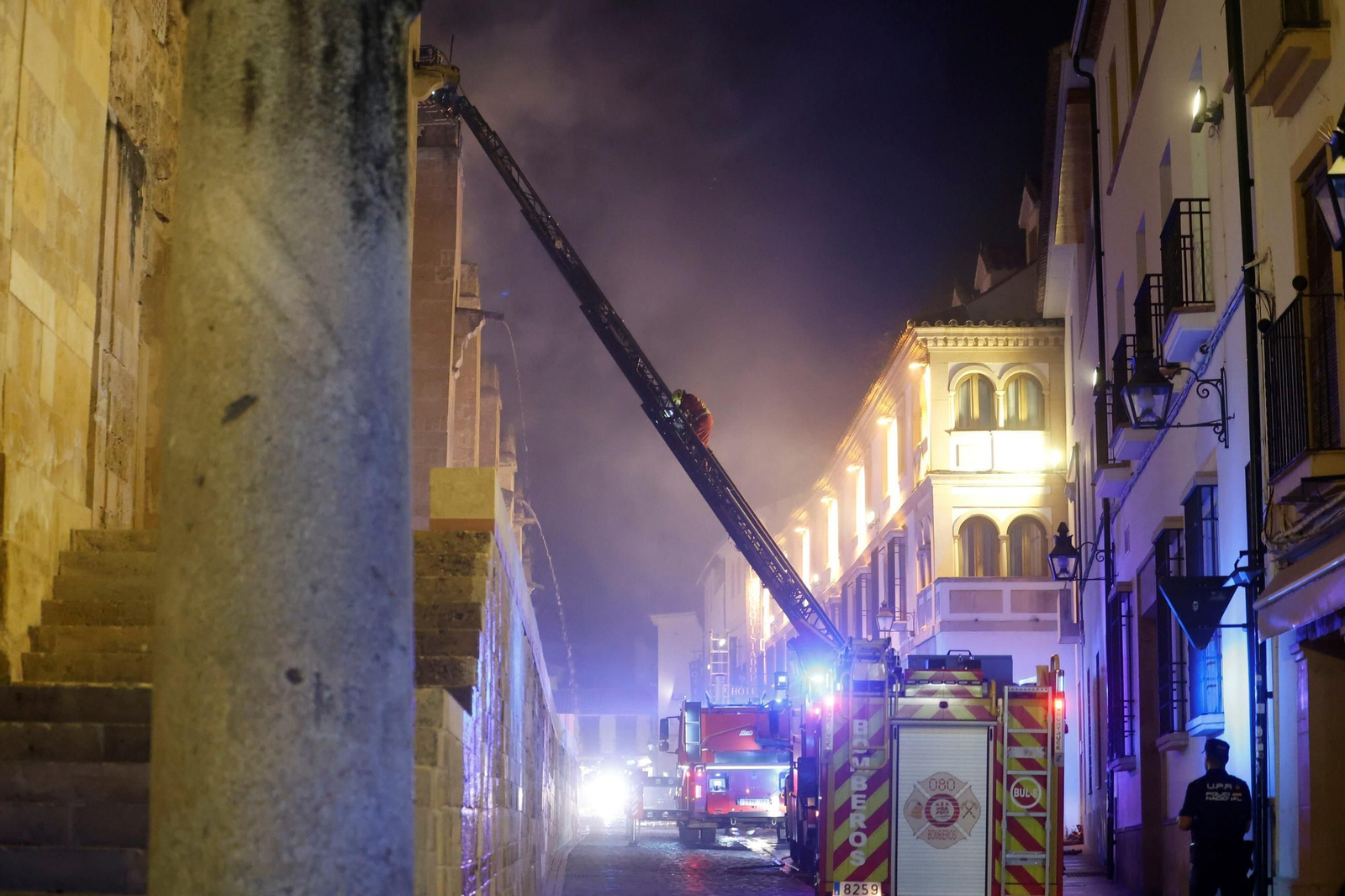 Incendio en la Mezquita-Catedral de Córdoba