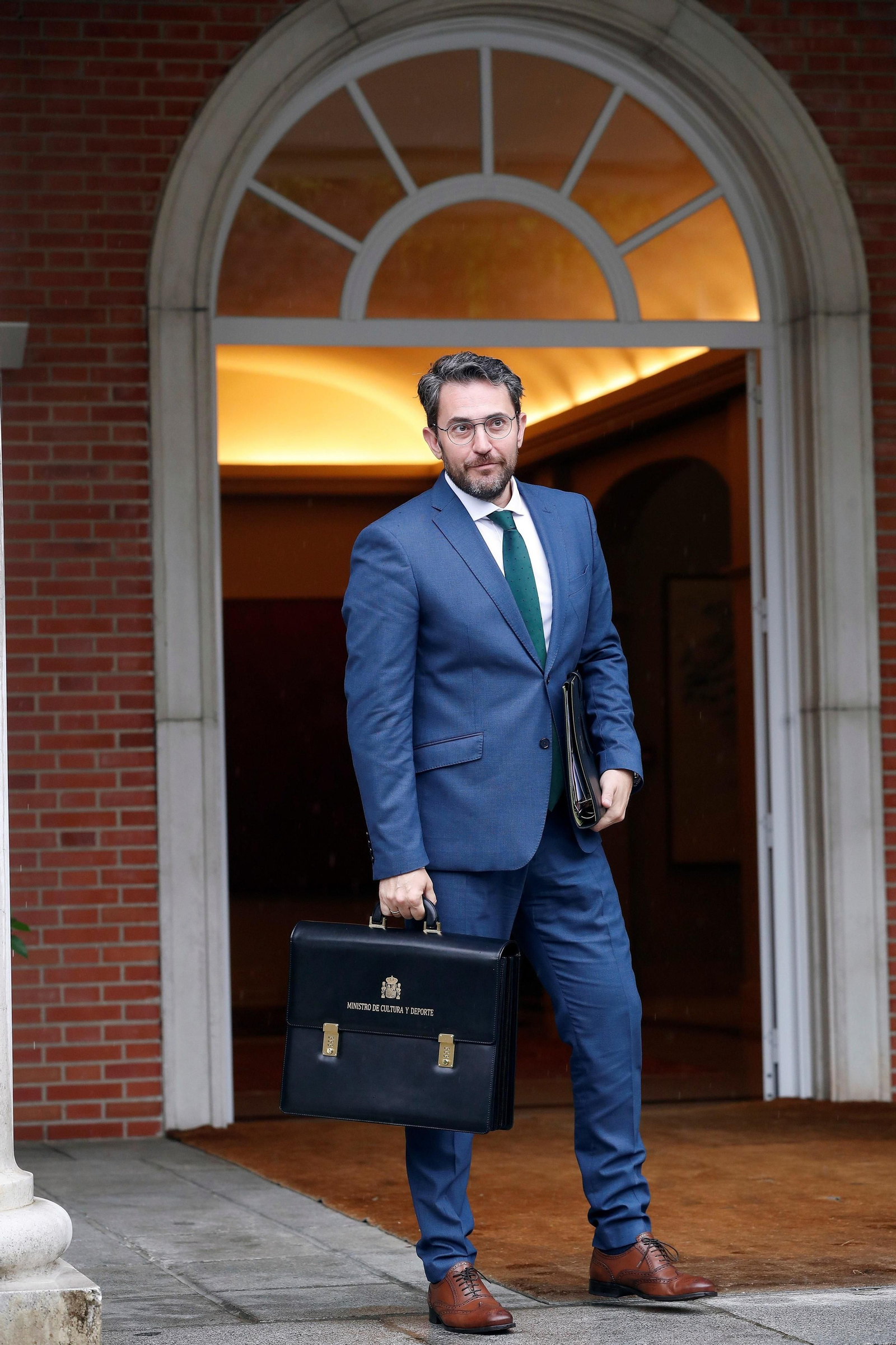 Las imágenes del primer Consejo de Ministros del Gobierno de Pedro Sánchez