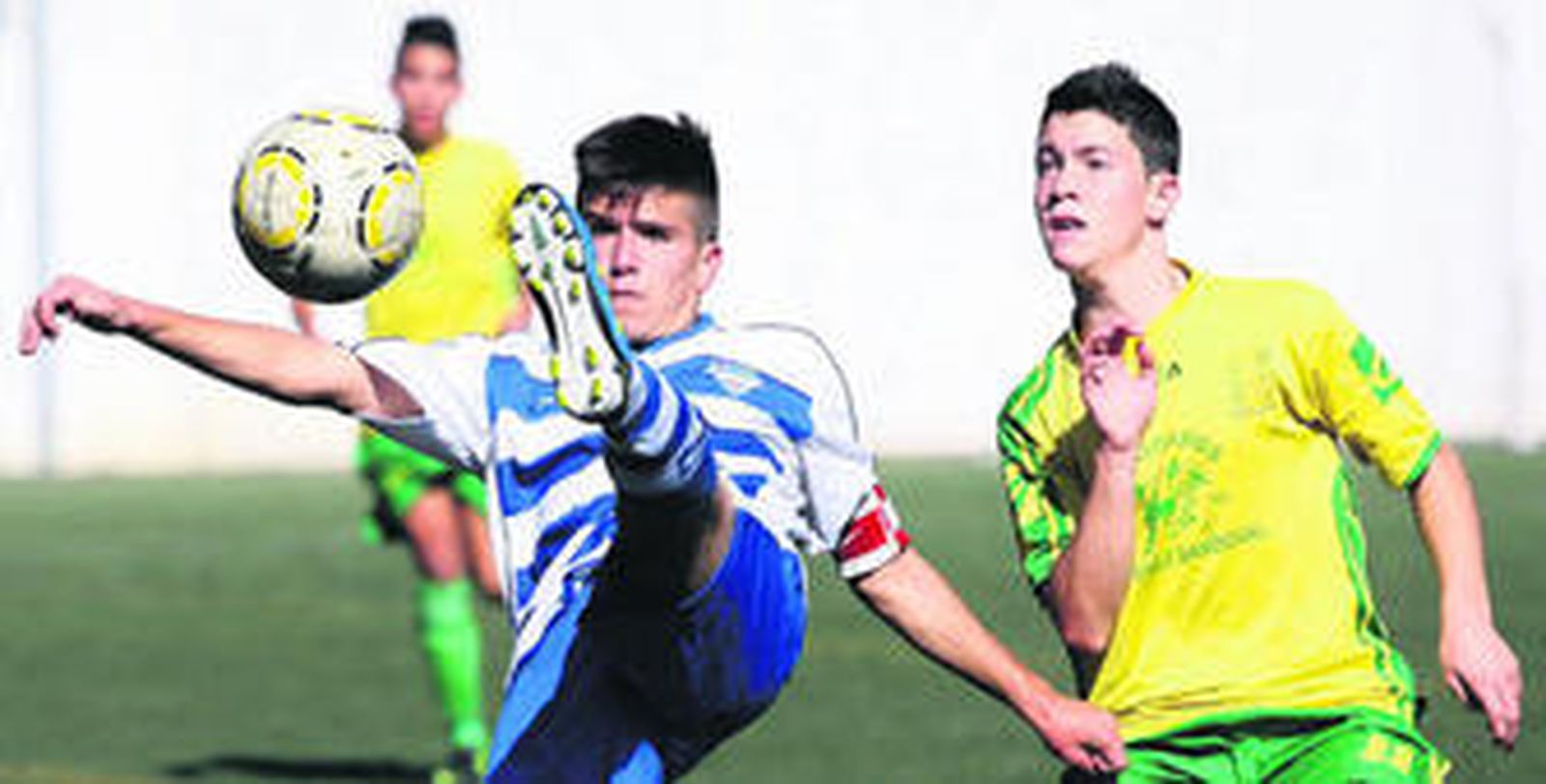 El '26' resurge y el Málaga se lleva el derbi ante el Puerto